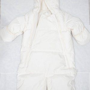 baby girl's bodysuit